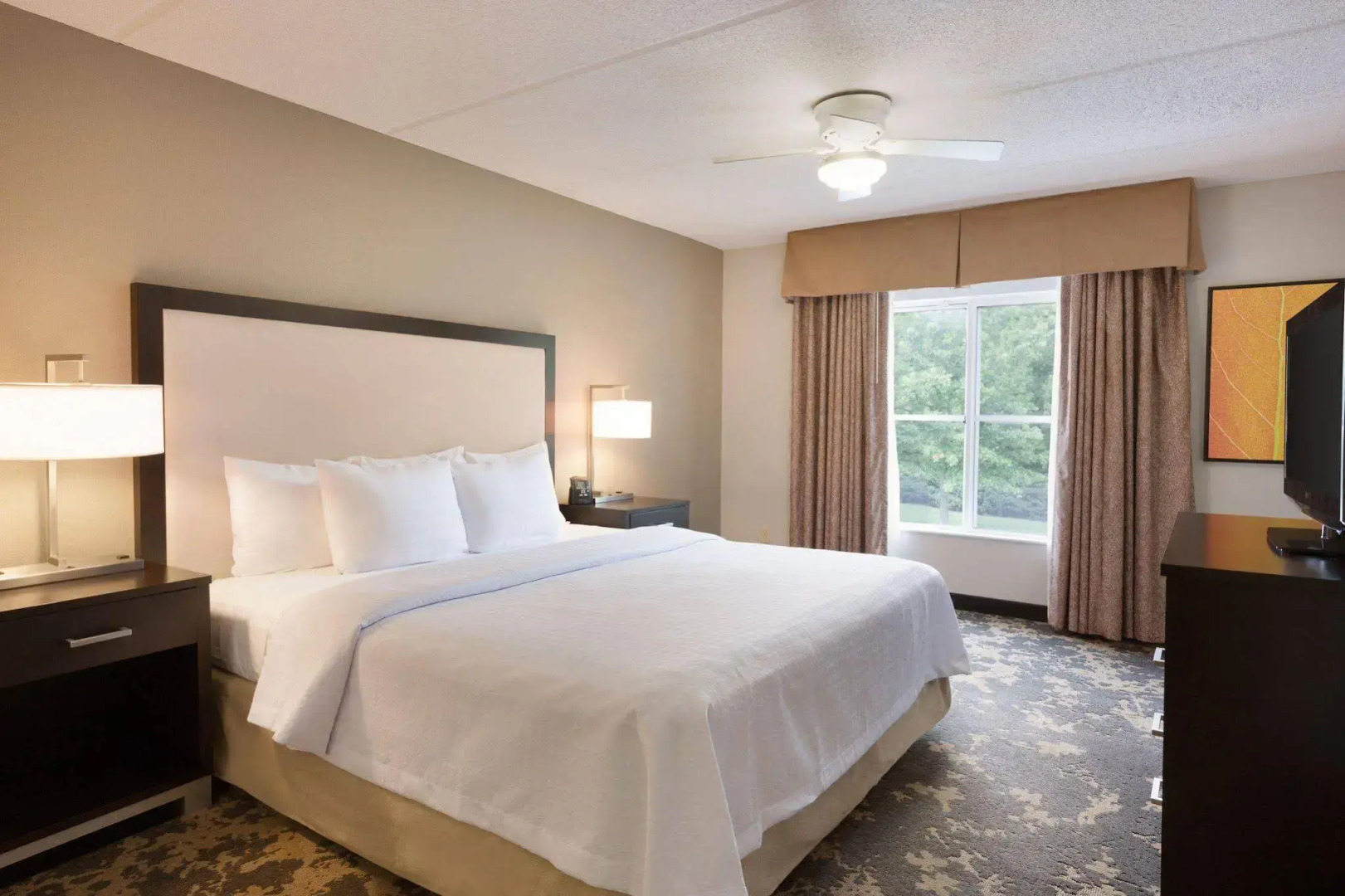 Homewood Suites by Hilton Charlotte Airport