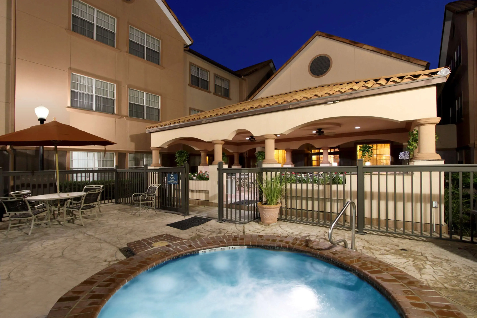 Homewood Suites by Hilton Houston-Woodlands