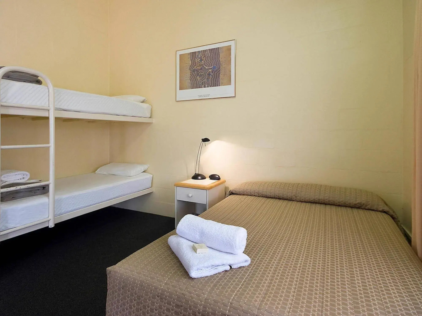 Outback Hotel & Lodge