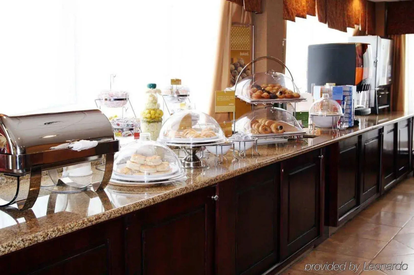 Hampton Inn Norfolk/Chesapeake (Greenbrier Area)