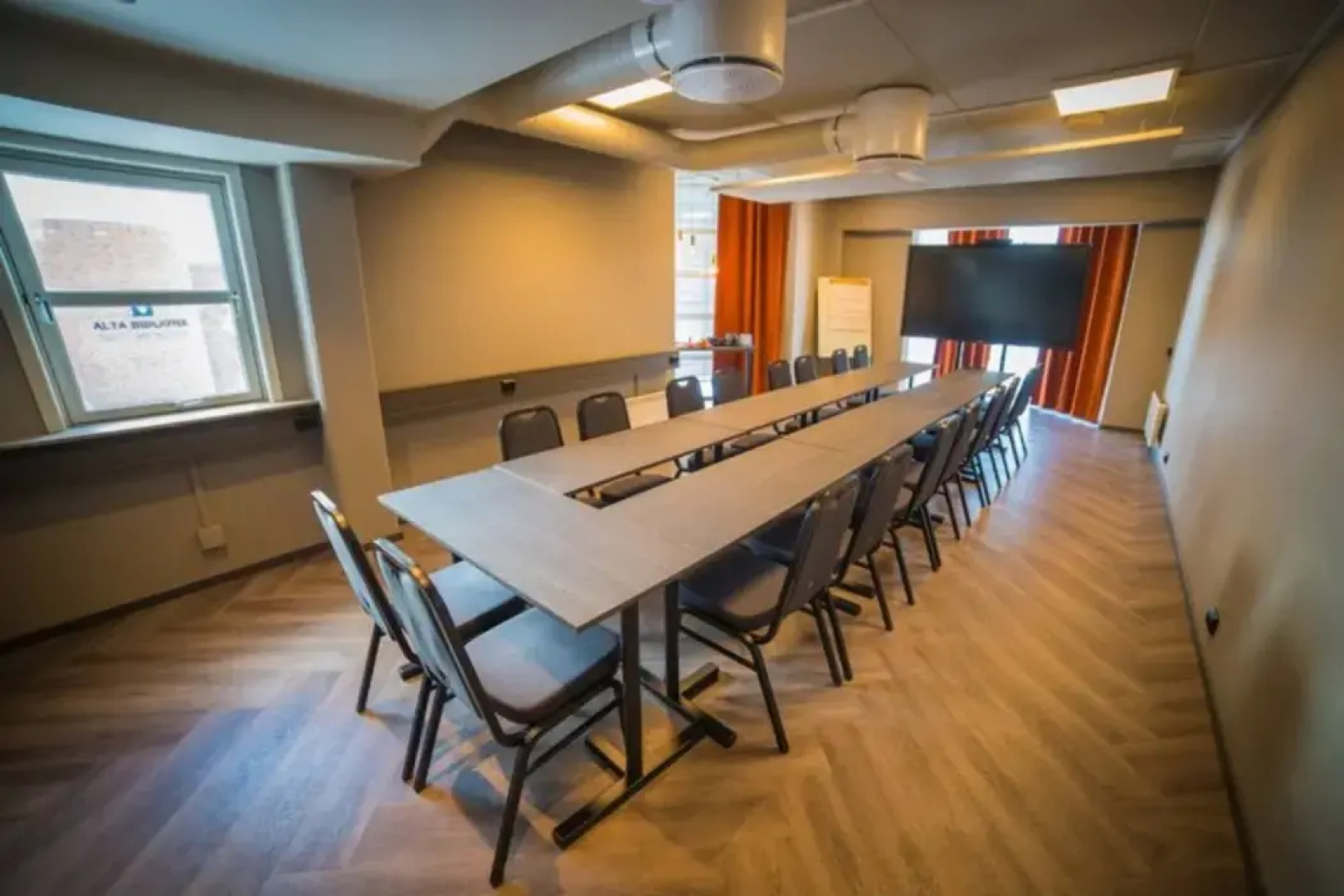 Canyon Hotell