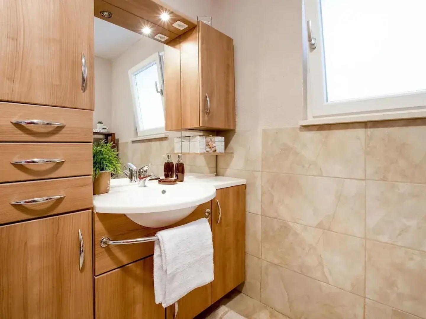 Sunrise Blace Apartments