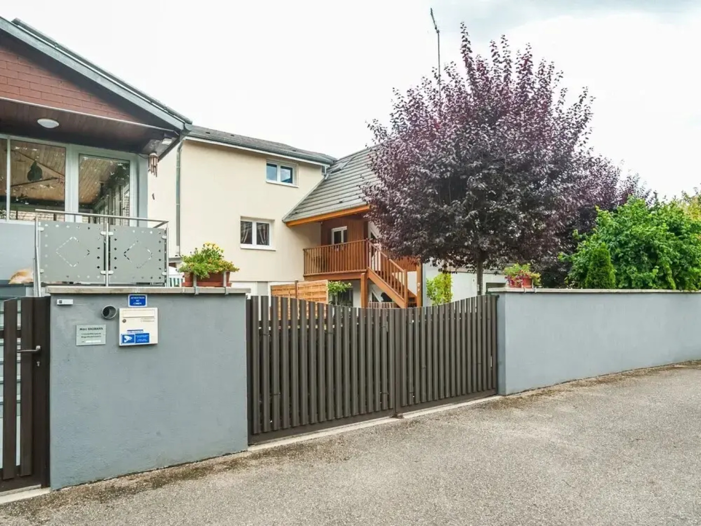 Swanky Cottage in Saasenheim With Balcony