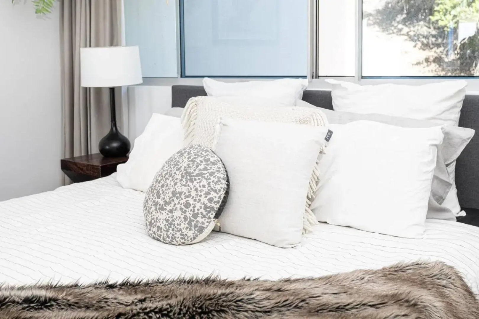 Whitsunday view BOHO apartment in Airlie Beach