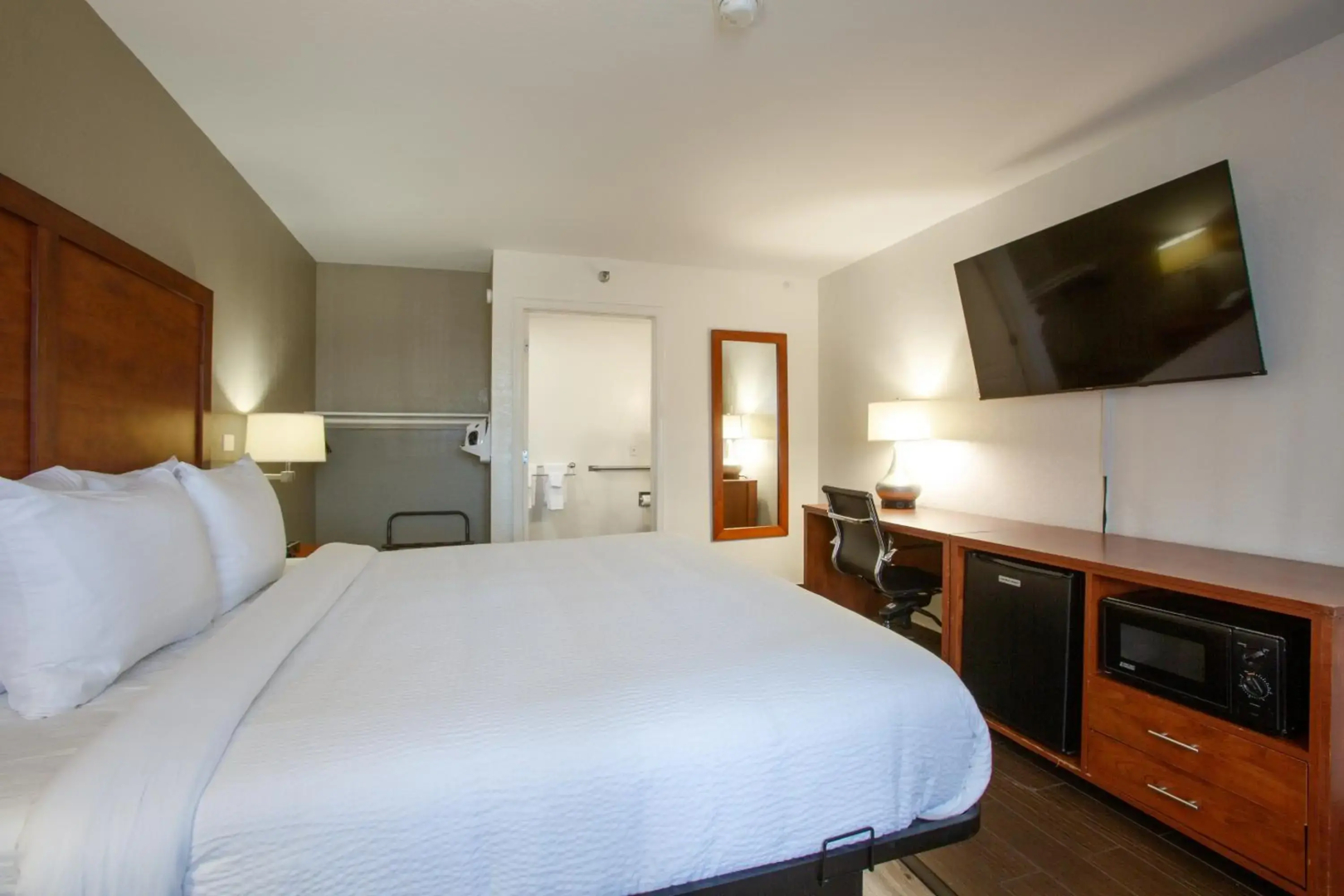 The Hotel Serene Glendale Peoria, Surestay Collection by BW