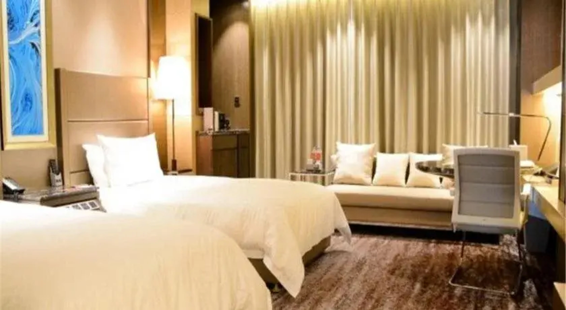 Enjoy Hotel