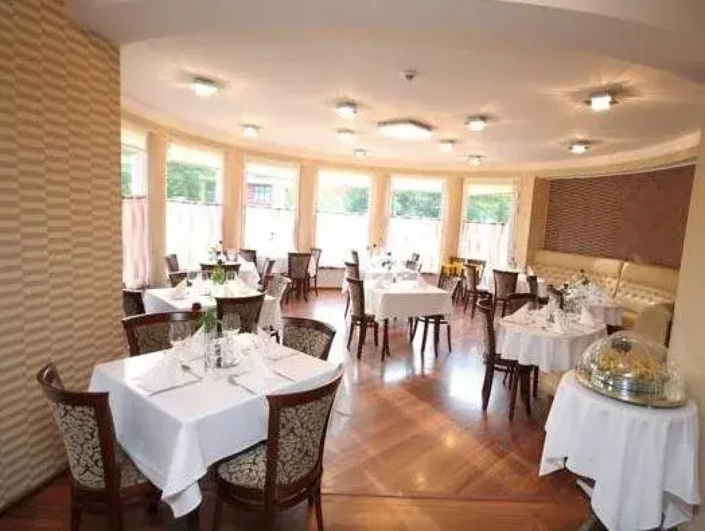 Panoráma Wellness Apartman Hotel