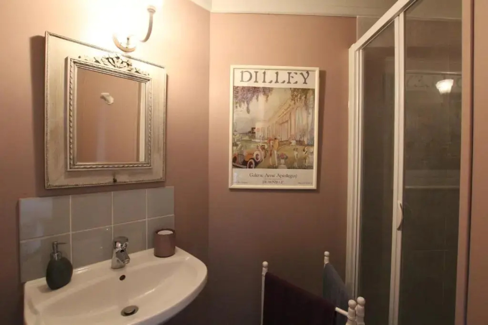 La Villa des Rosiers