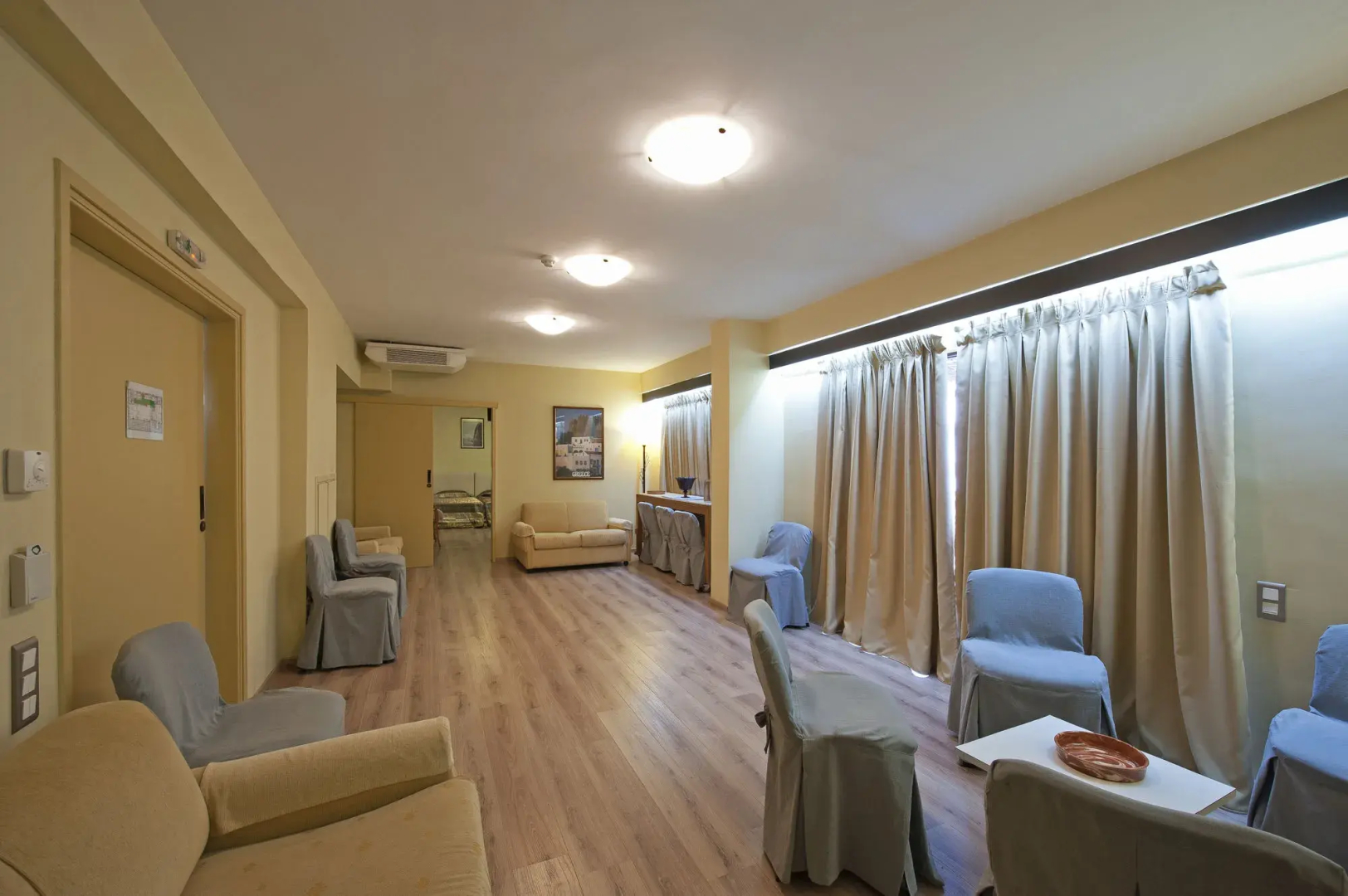 Efplias Hotel Apartments and Suites