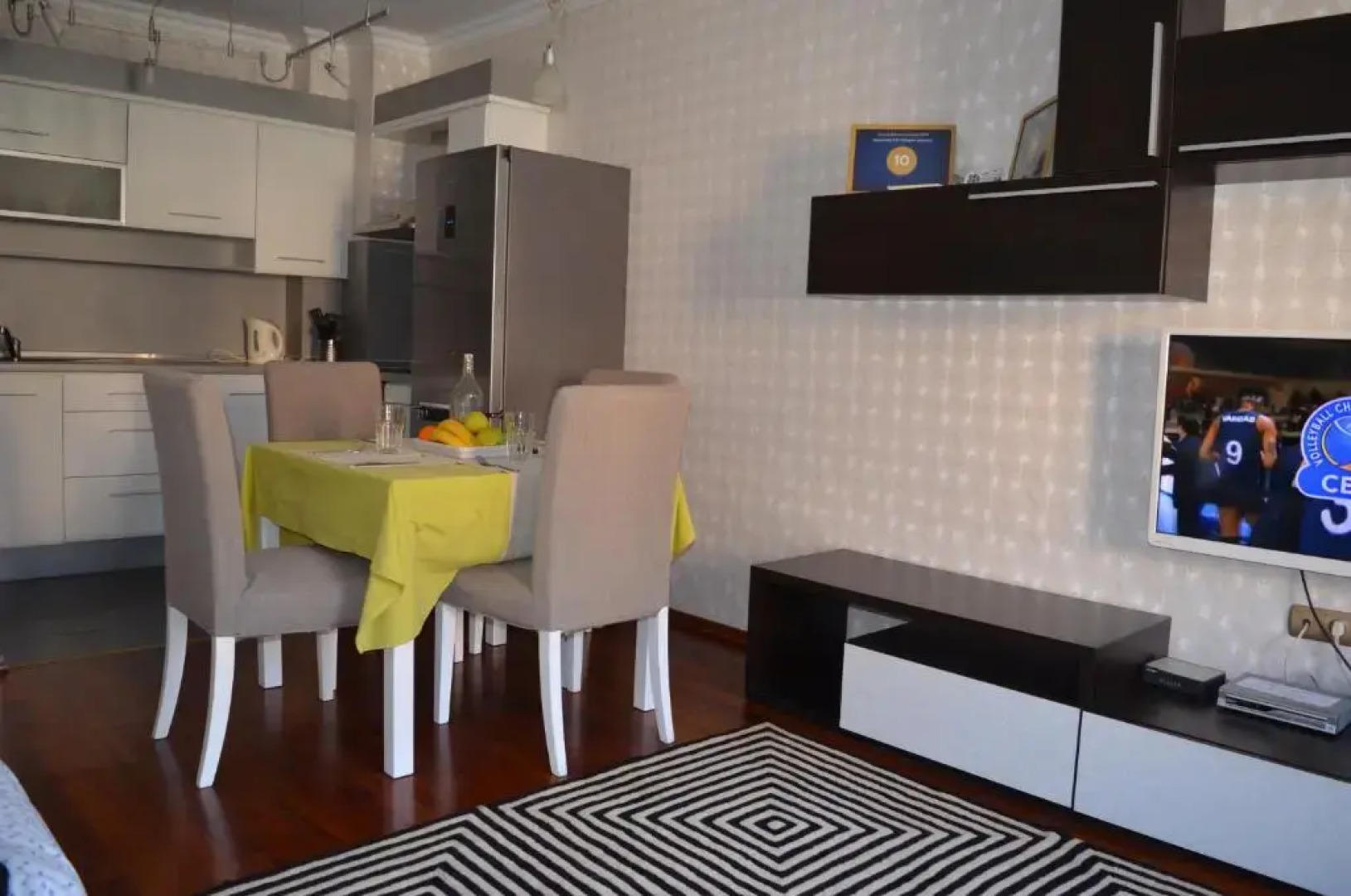 Apartment 3 In Complex Splendid