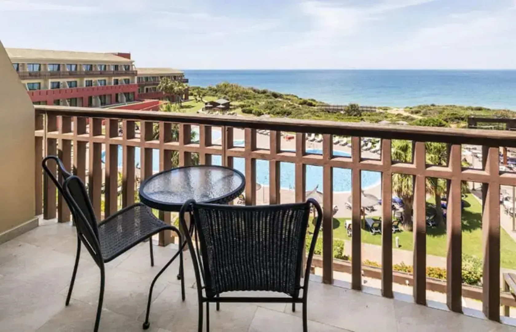 Lofts a pie de playa con piscina comunitaria