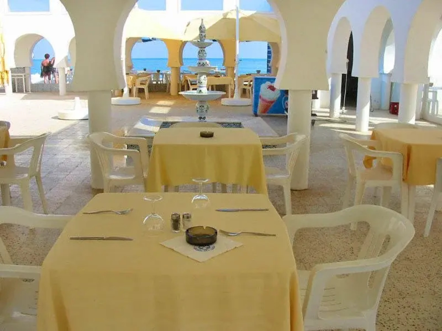 Hotel Les Sirenes Beach