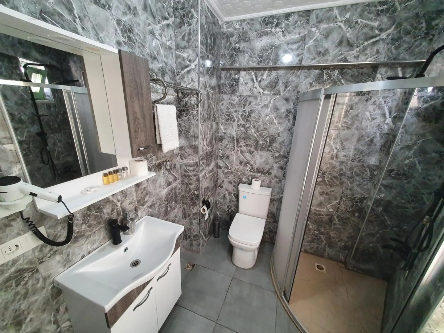 Omega Luxx Hotel - Boutique class