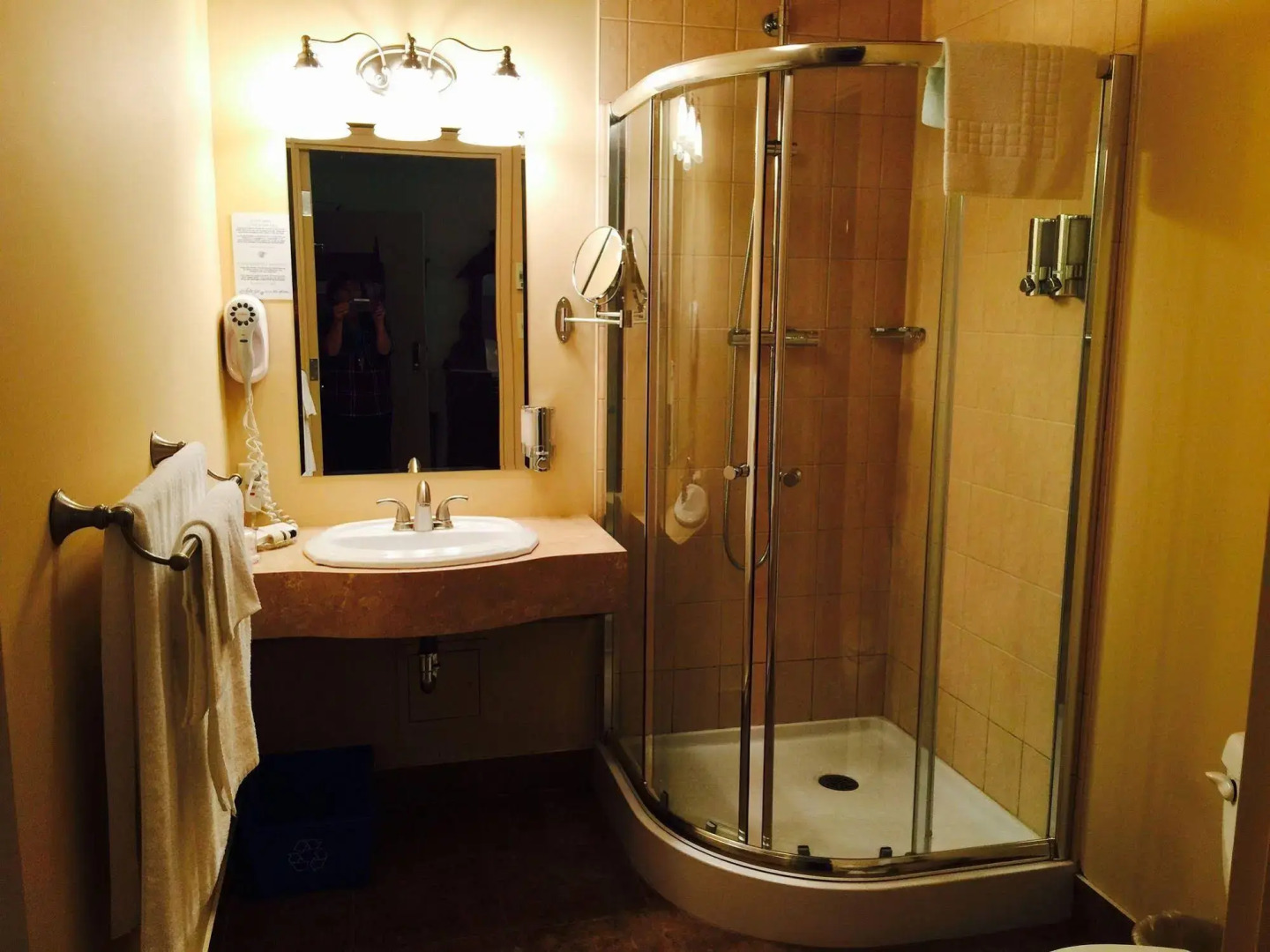 Auberge sous Les Arbres