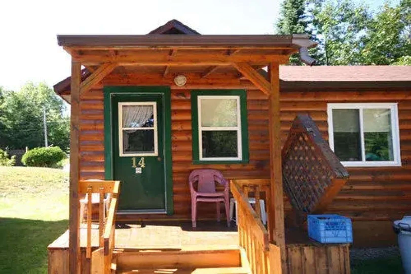 Spectacle Lake Lodge