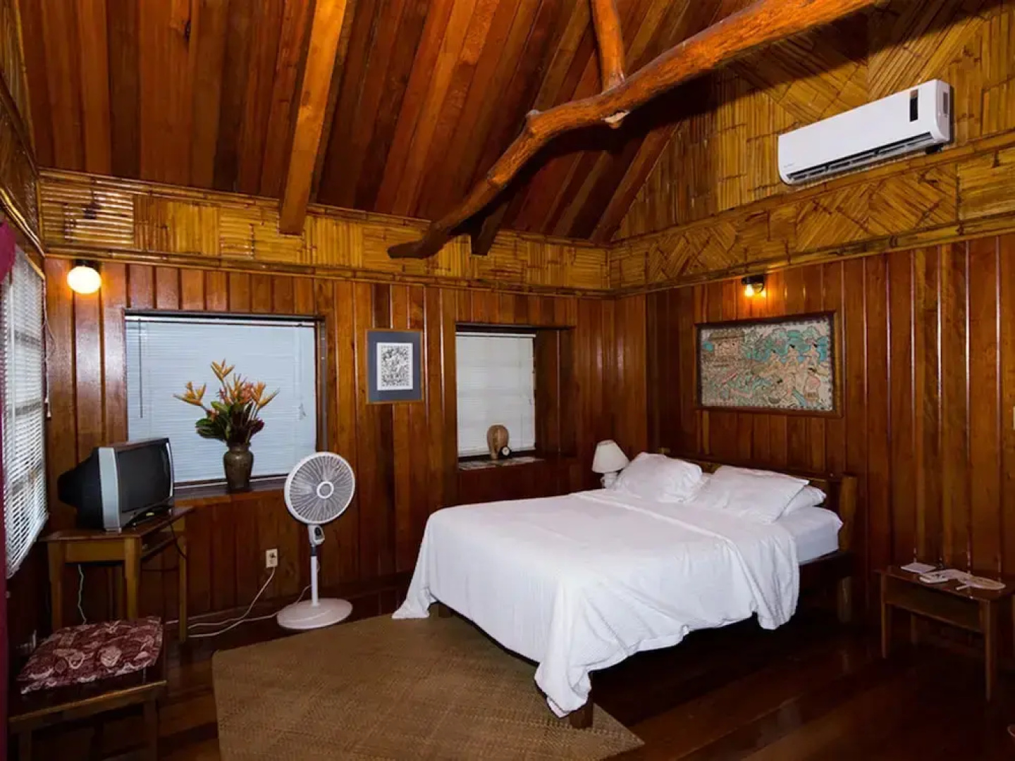 Palau Carolines Resort