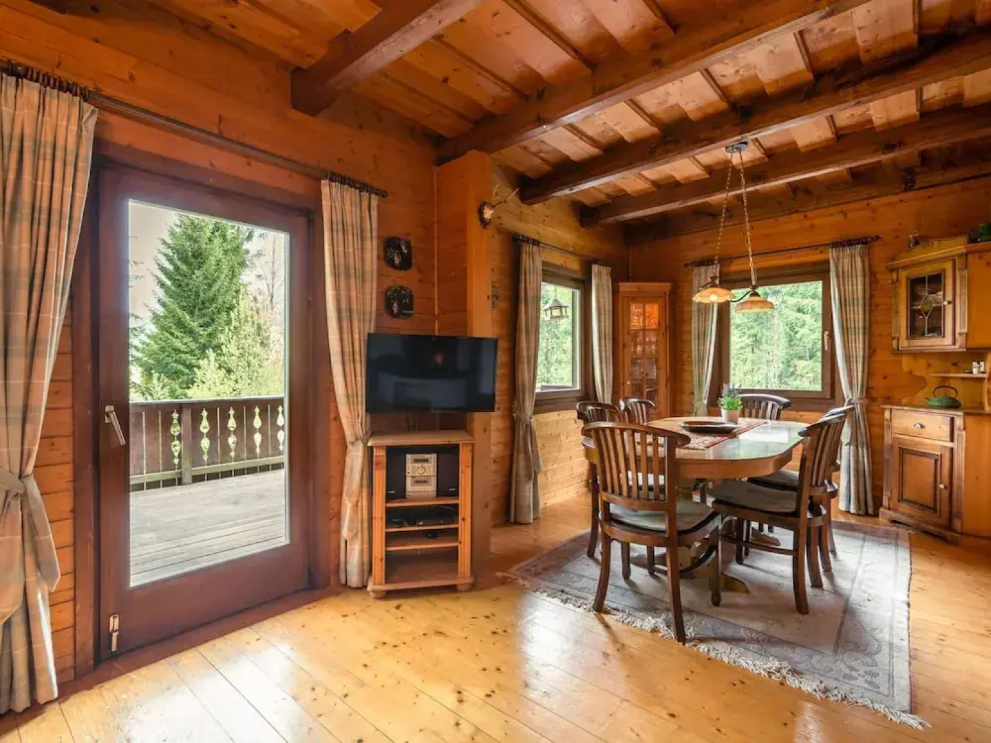Very Spacious, Detached Holiday Home in Carinthia near Skiing & Lakes