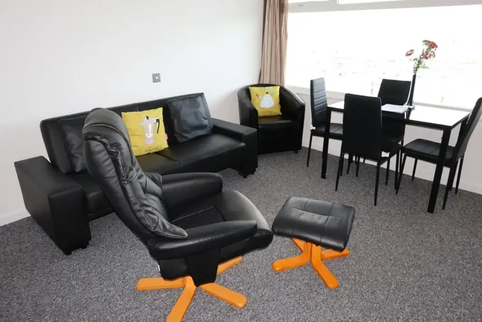 Devoncoast Seaview Apartments