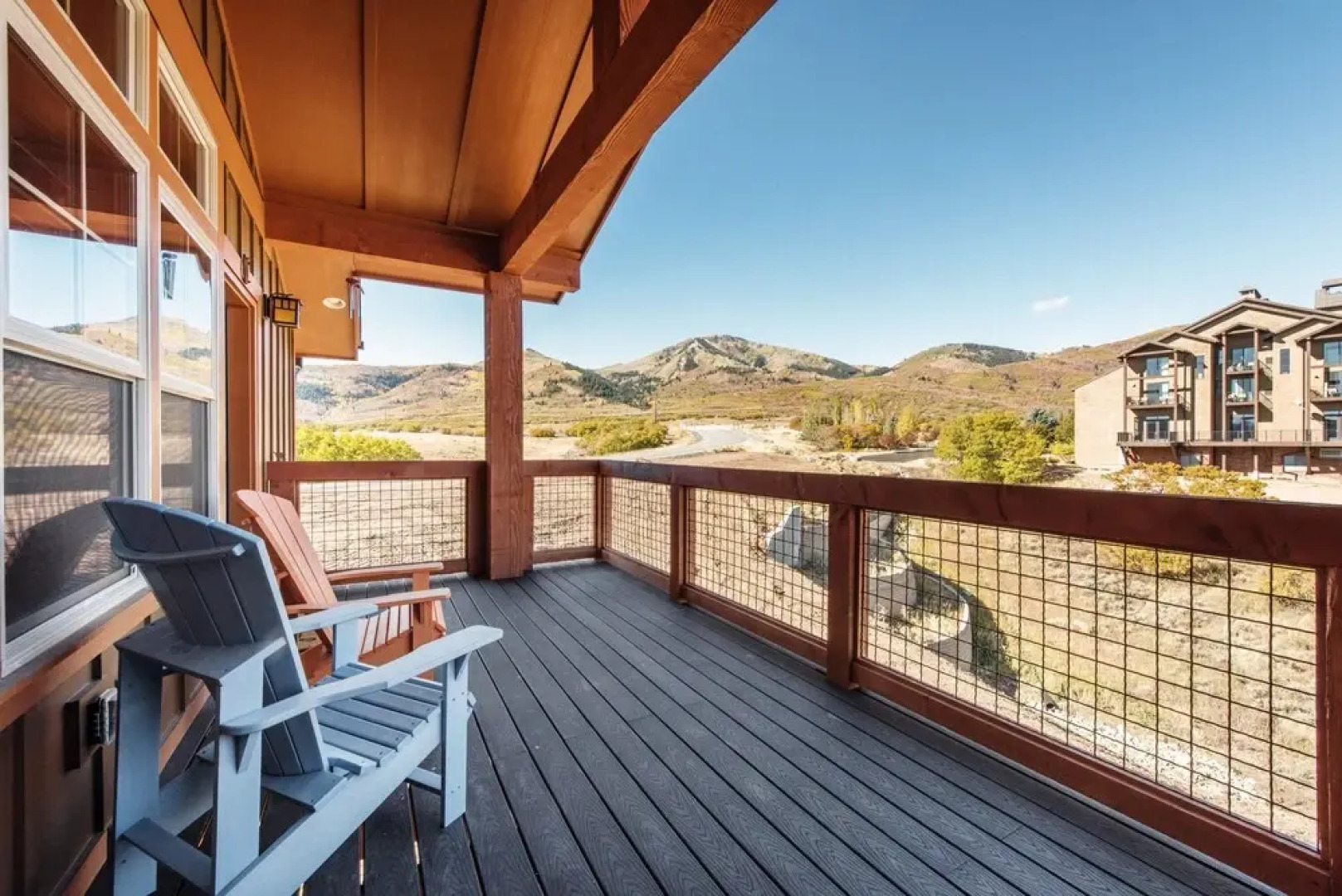 Deer Park Condo #303 3 Bedrooms 2 Bathrooms Condo