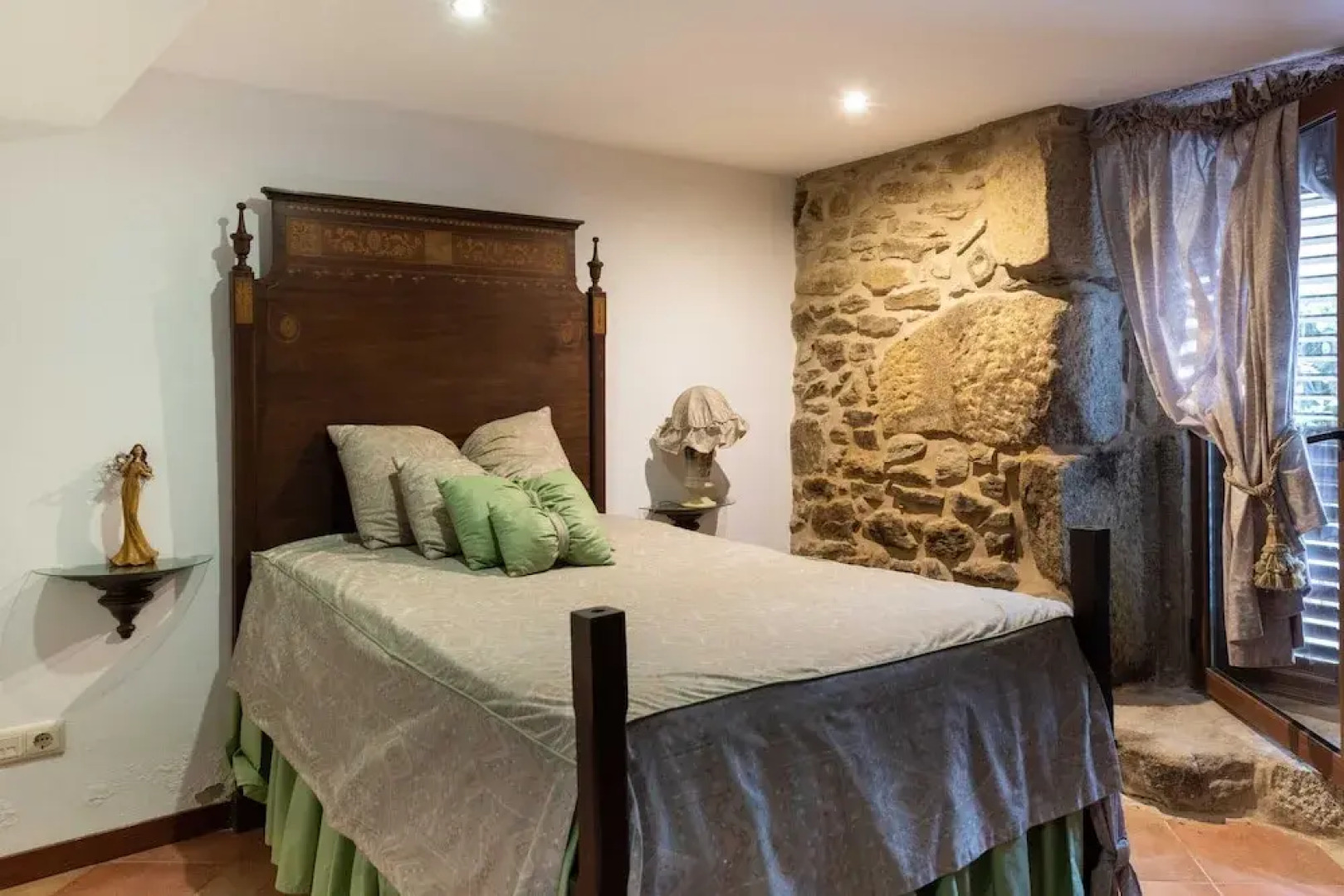 Villa With 7 Bedrooms in Mentrestido, With Private Pool, Enclosed Gard