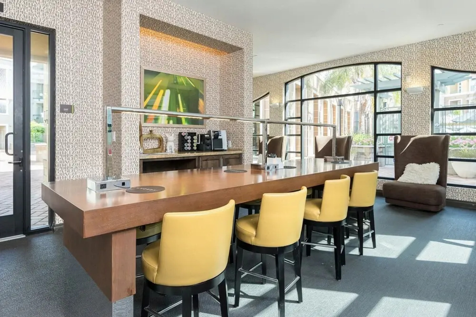 Global Luxury Suites Baypointe Station