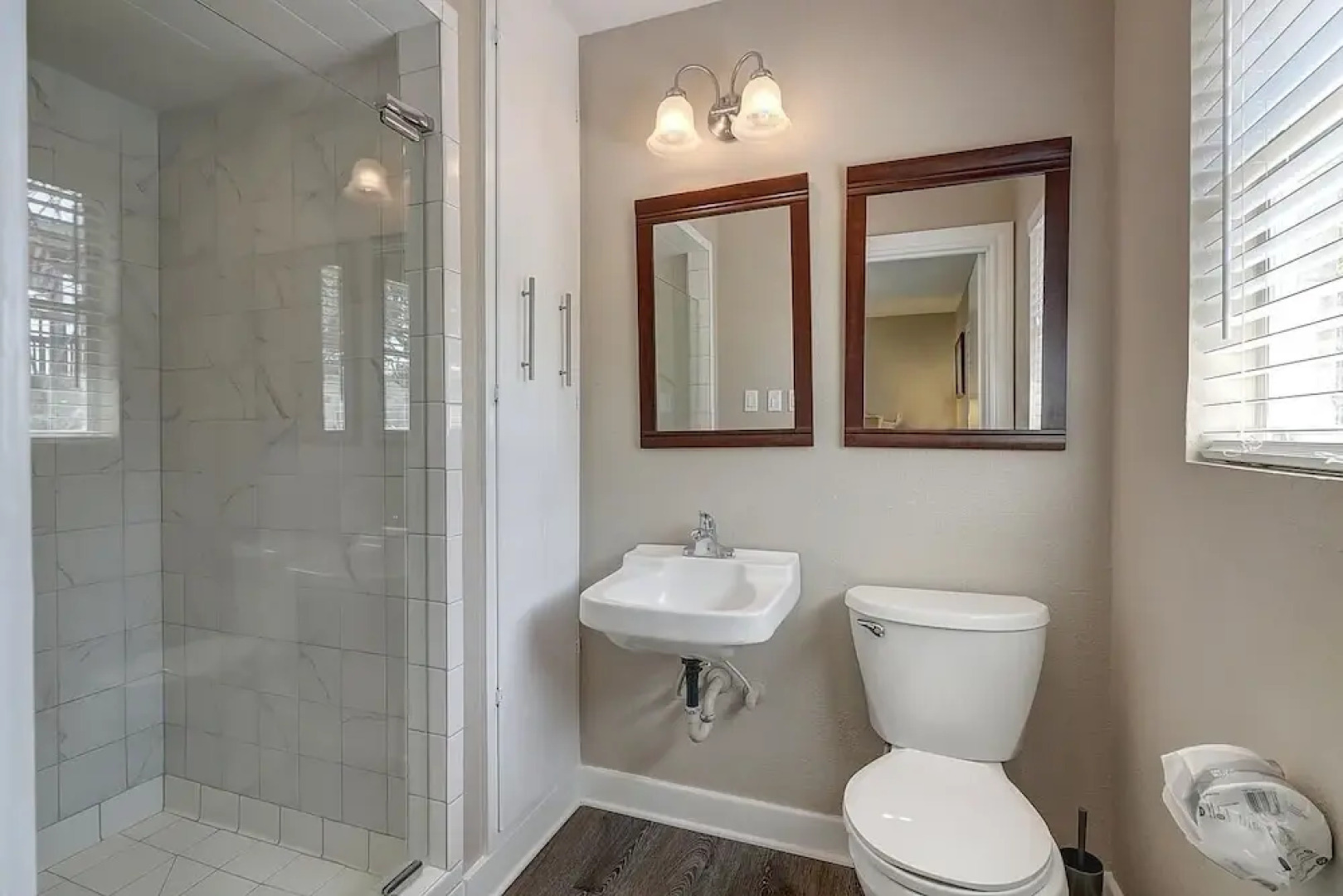 Rockport Blue Crab Bungalow Close to City Attractions by Redawning