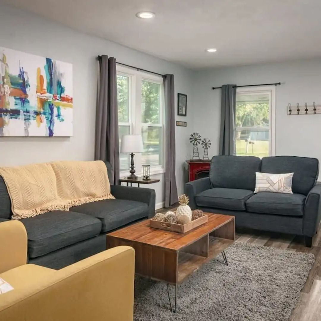 The Lucky Charm   Home of the Fighting Irish  BBQ  Games  3-Bedrooms