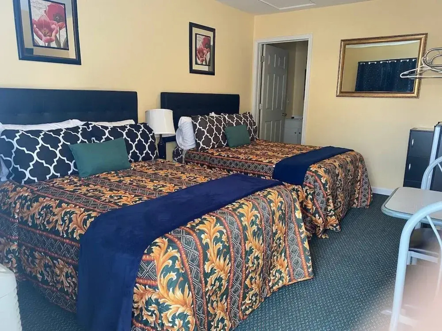 Western Motel Lovell