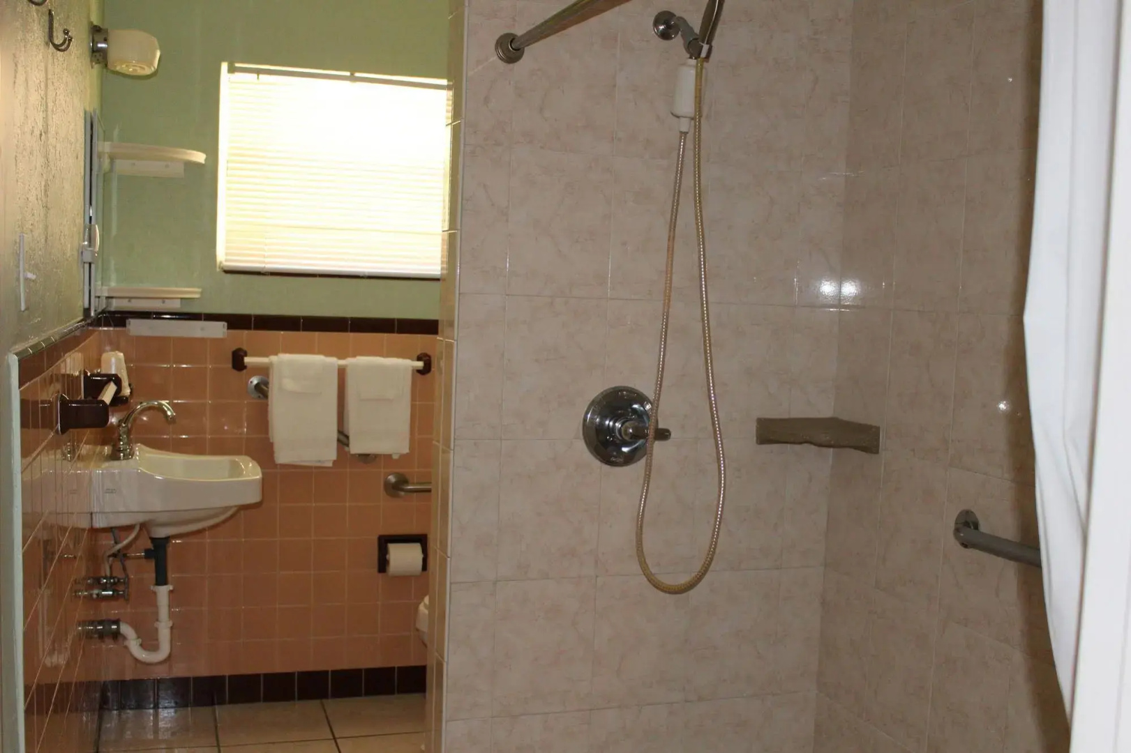 Sunshine Inn & Suites Venice, FL
