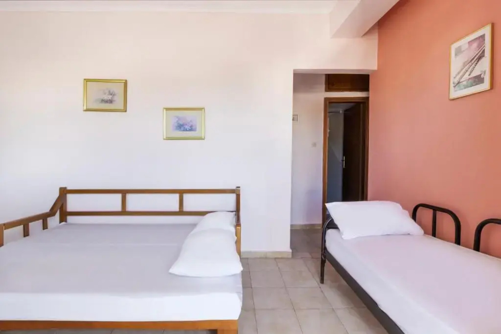 Maria Rooms