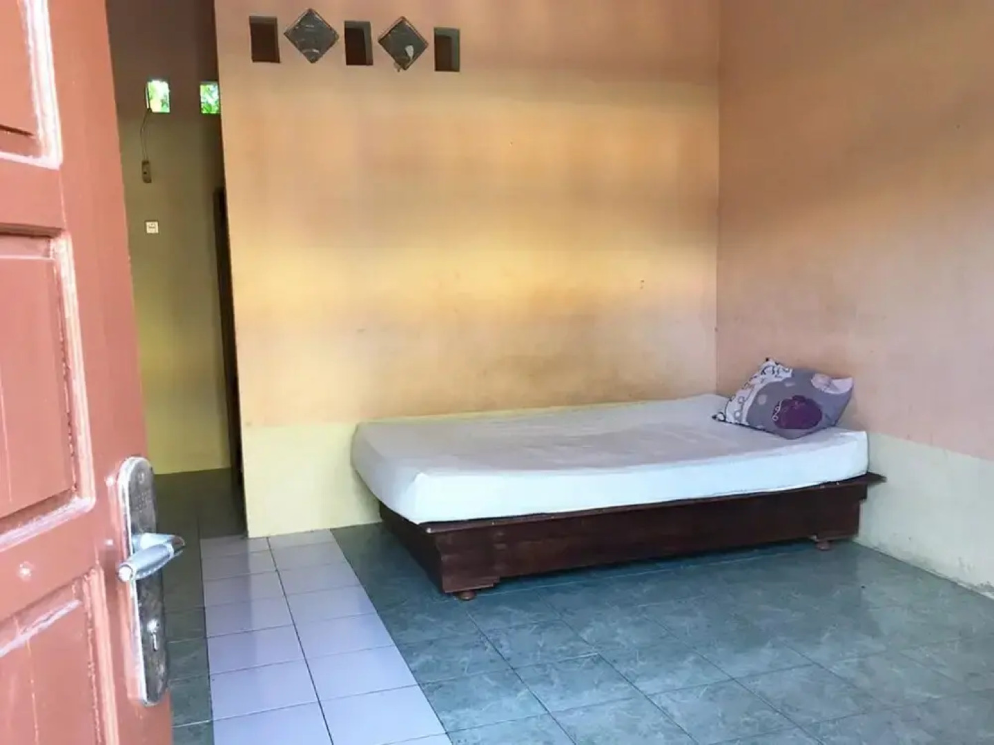 SPOT ON 2844 Kelekak Bunda