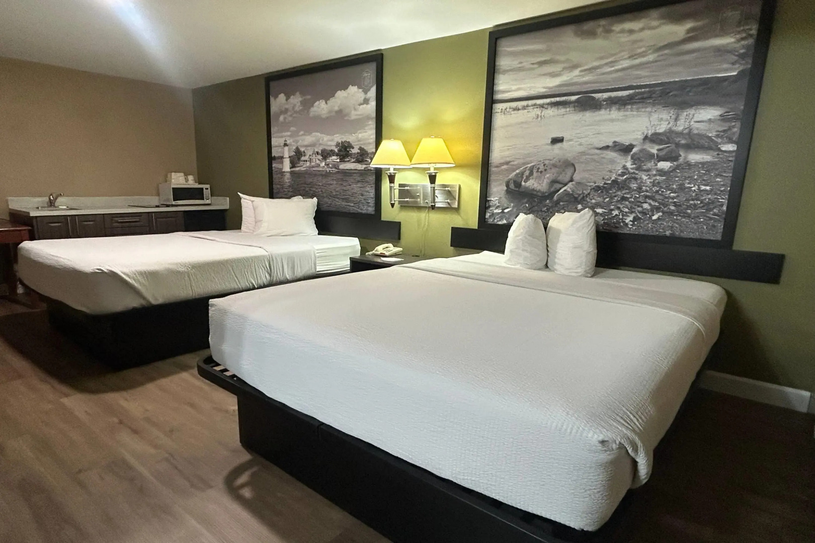 Super 8 by Wyndham Pembroke