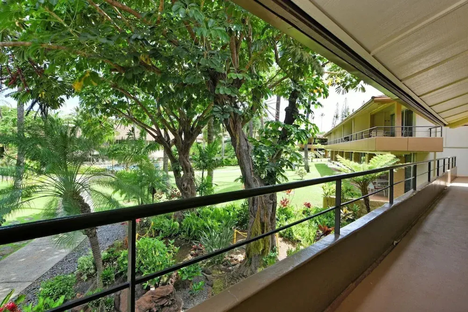 Maui Kaanapali S #b233 1 Bedroom Condo by RedAwning