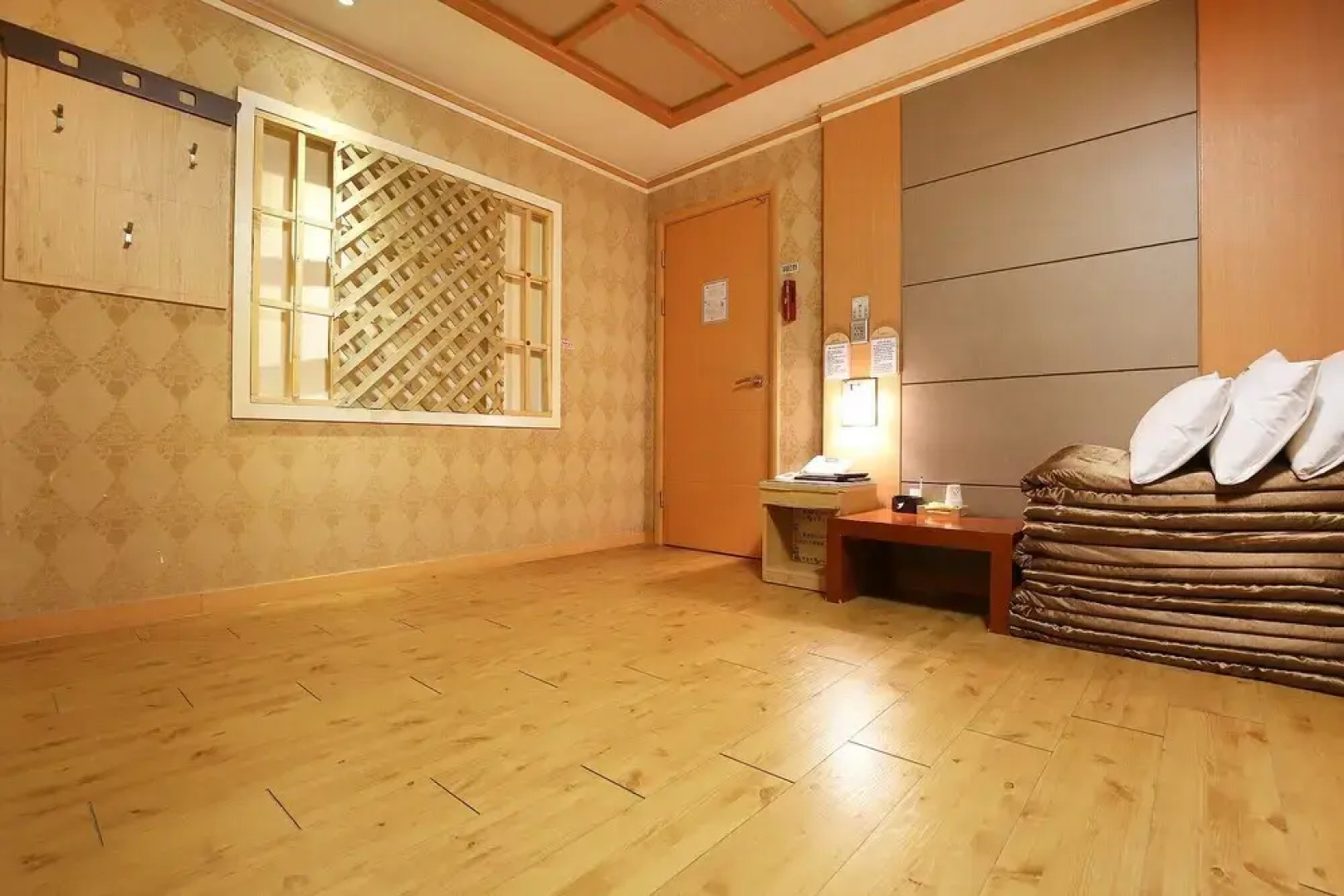 Hotel Laglas Asan Branch