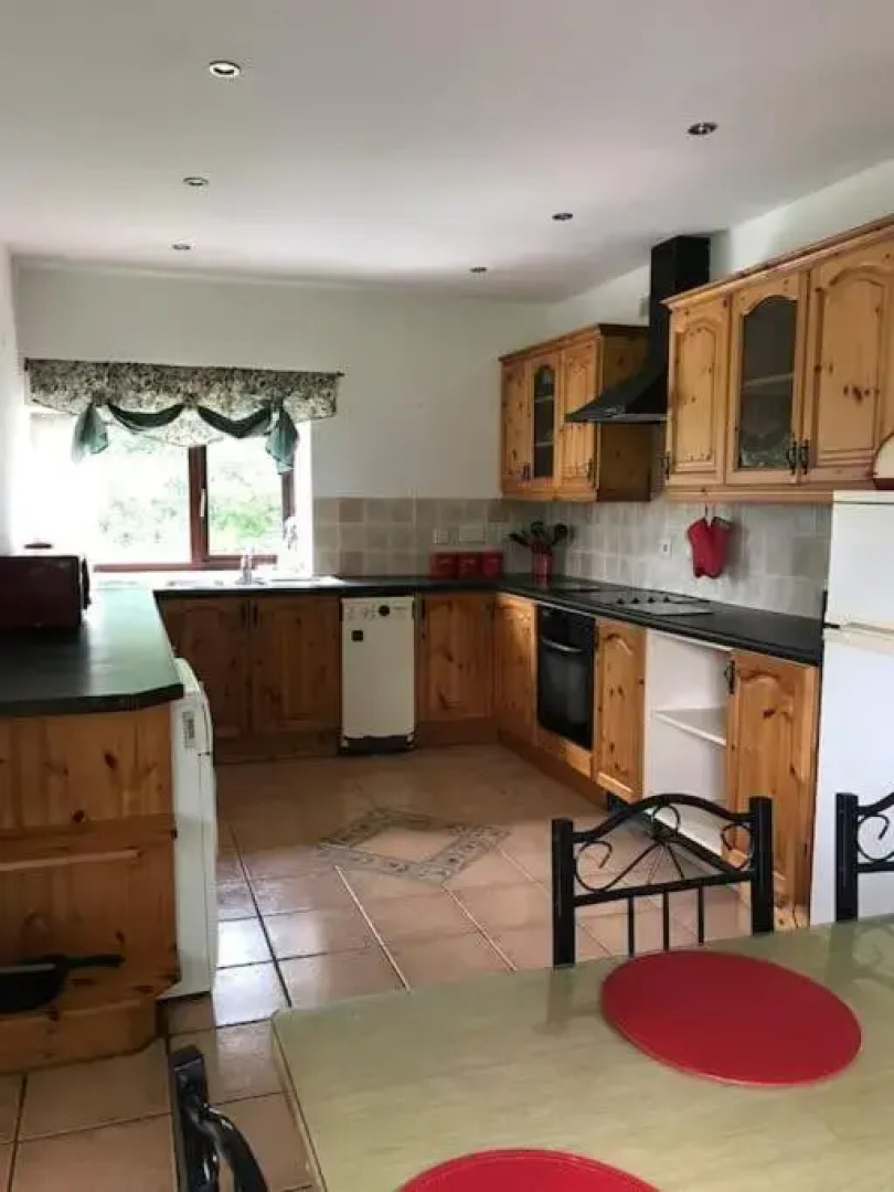 Castlegregory-Seaside 2 Bedroomed Cottage