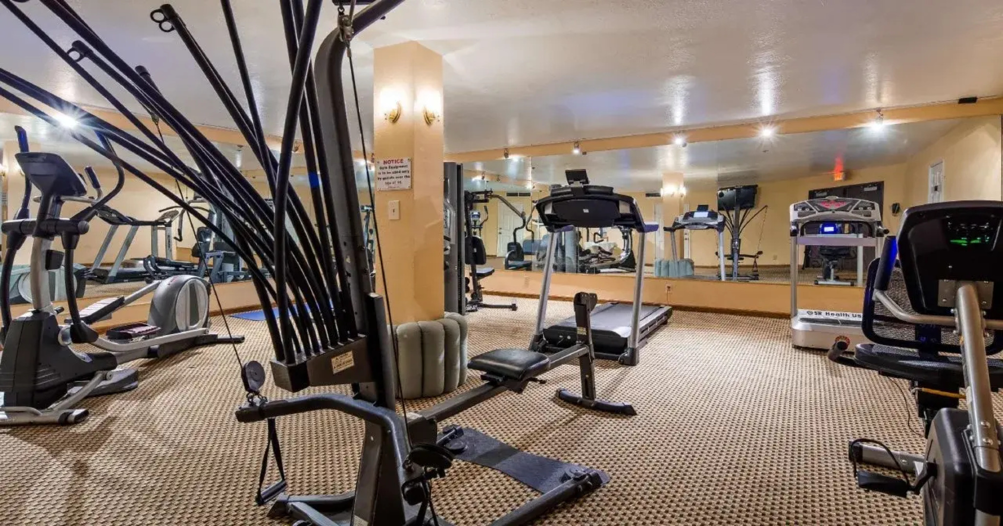 Chateau Big Bear Boutique Hotel, BW Signature Collection