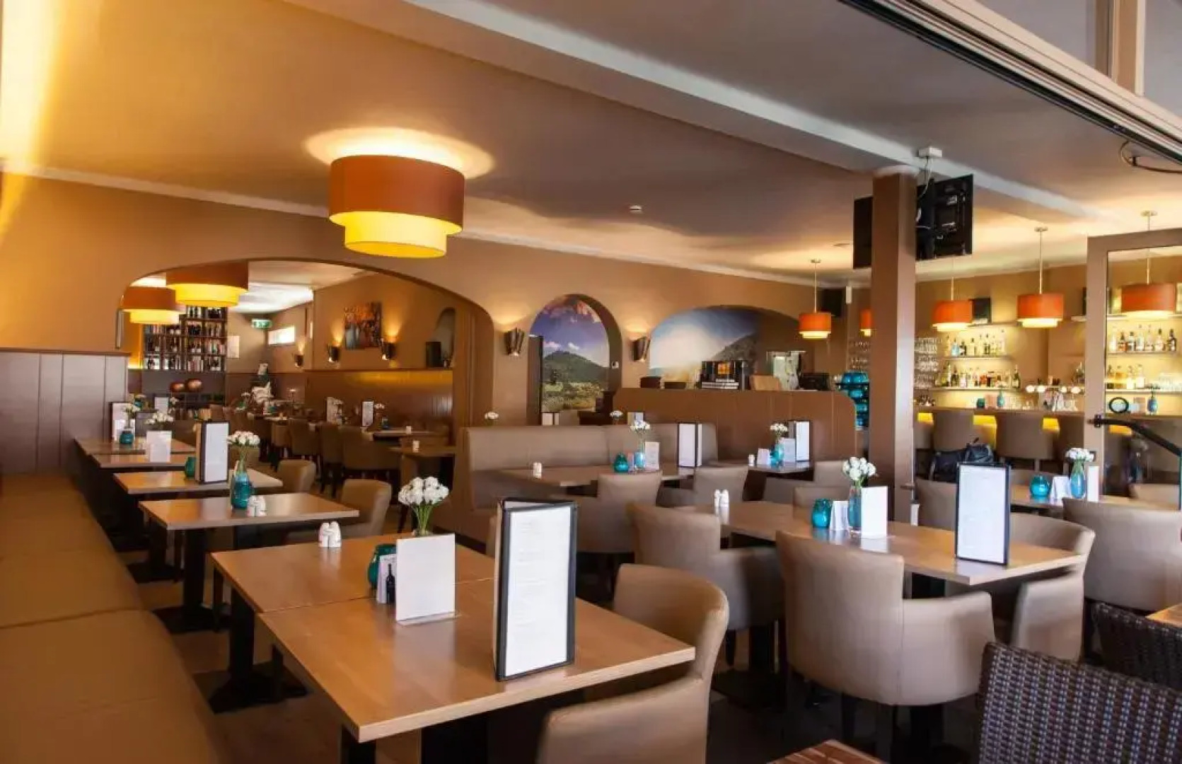 Rivers Hotel & Restaurant