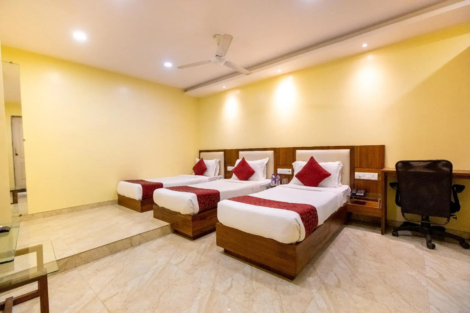 Hotel Apex International