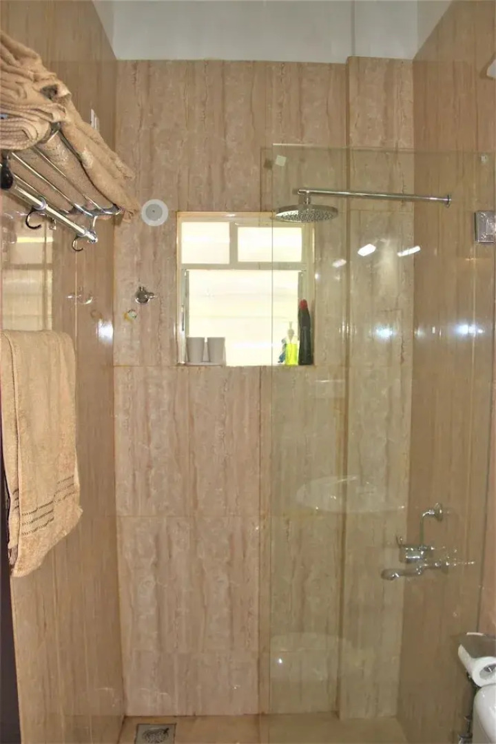 Sky Penthouse Vagator