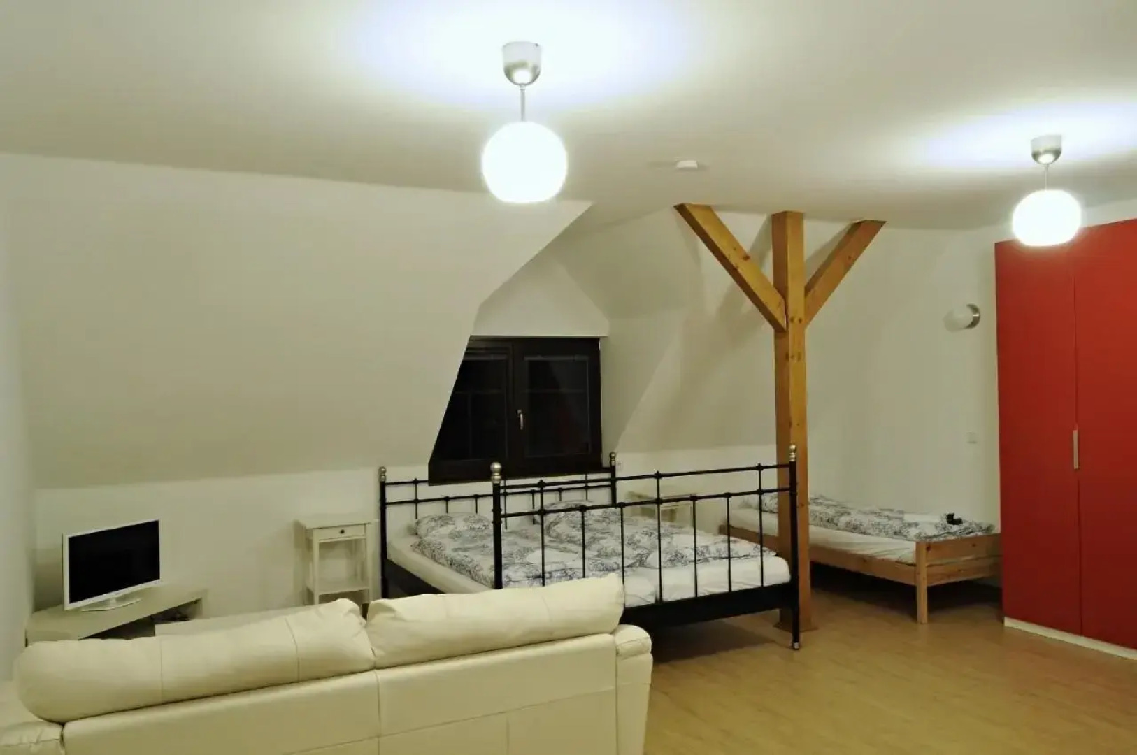 Apartmány pod lípou