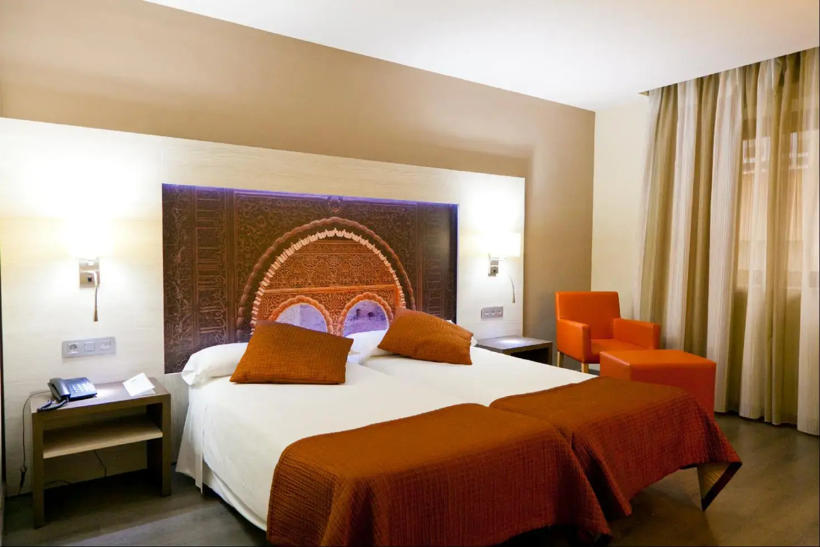 Отель Porcel Sabica