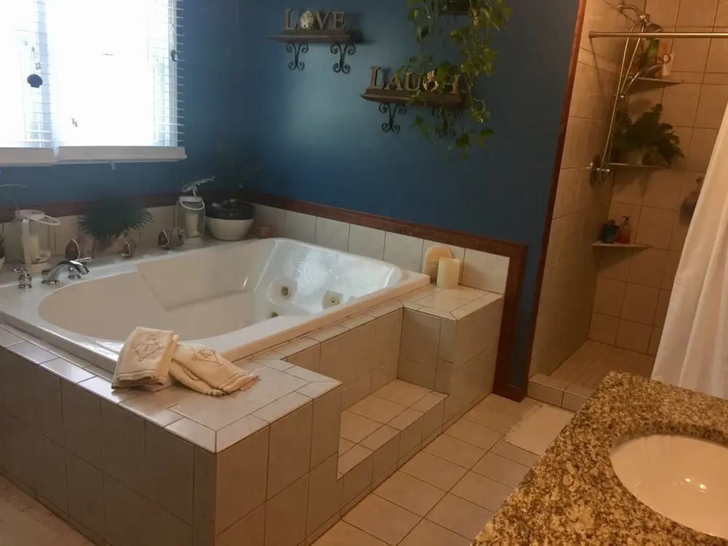 The Harsens Island Getaway Resort