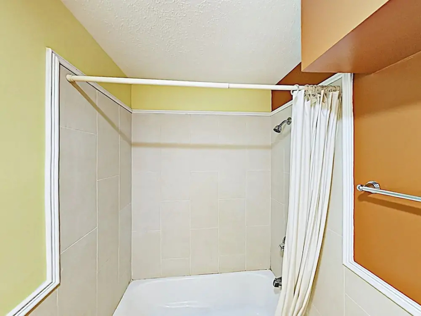 Mountain By Chimney Rock State Park & Lake 4 Bedroom Home