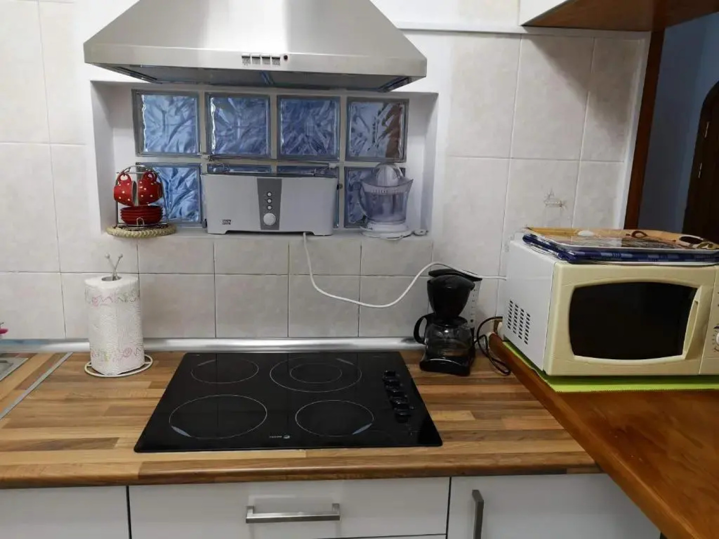 La Palmera1 casa al primer piso con 2 dormitorios - Two Bedroom House on the first floor --- La Palmera 2 casa en planta baja con 1 dormitorio, One Bedroom House on the Ground Floor