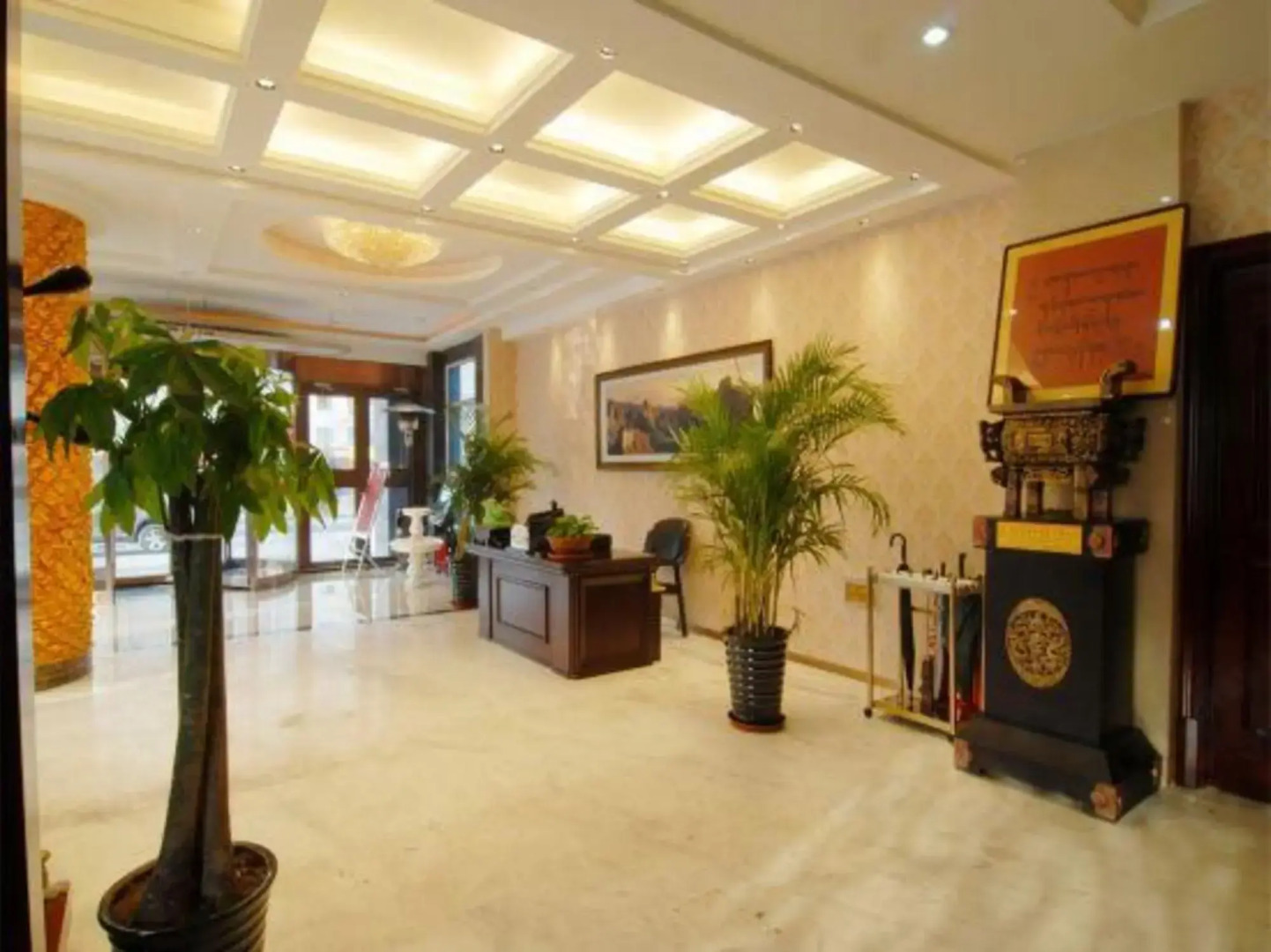 Fujiali Business Hotel