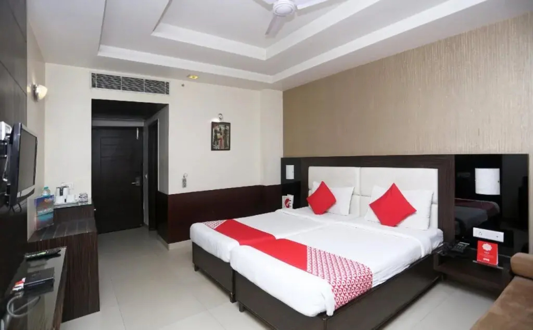 Hotel Light House