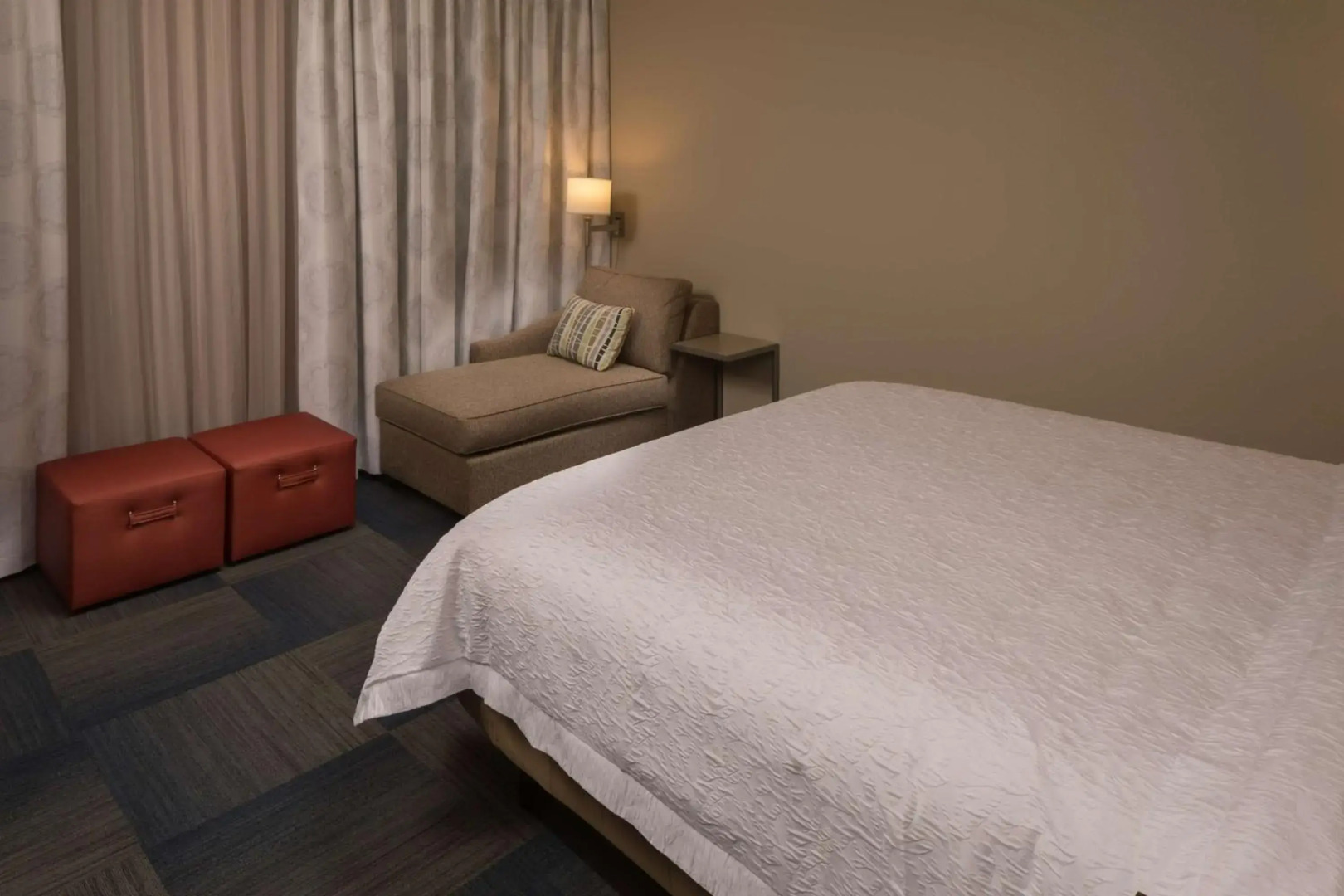 Hampton Inn & Suites Asheville Biltmore Village