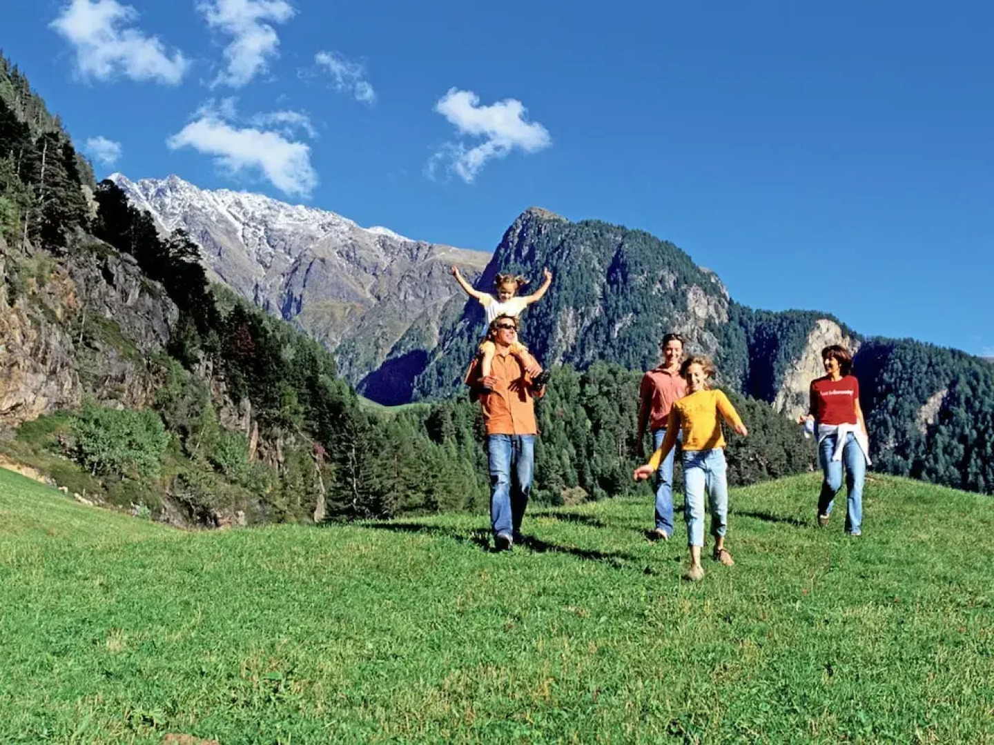 Lush Apartment With Swimming Pool in Silz