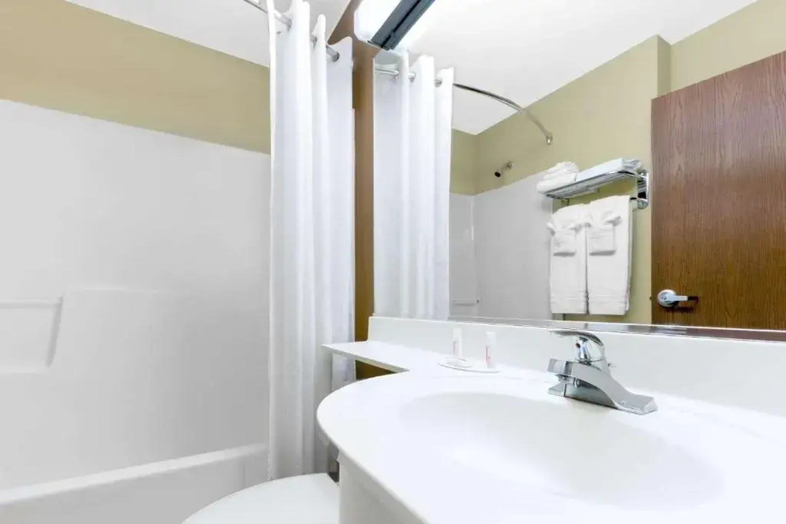 Microtel Inn & Suites Ozark