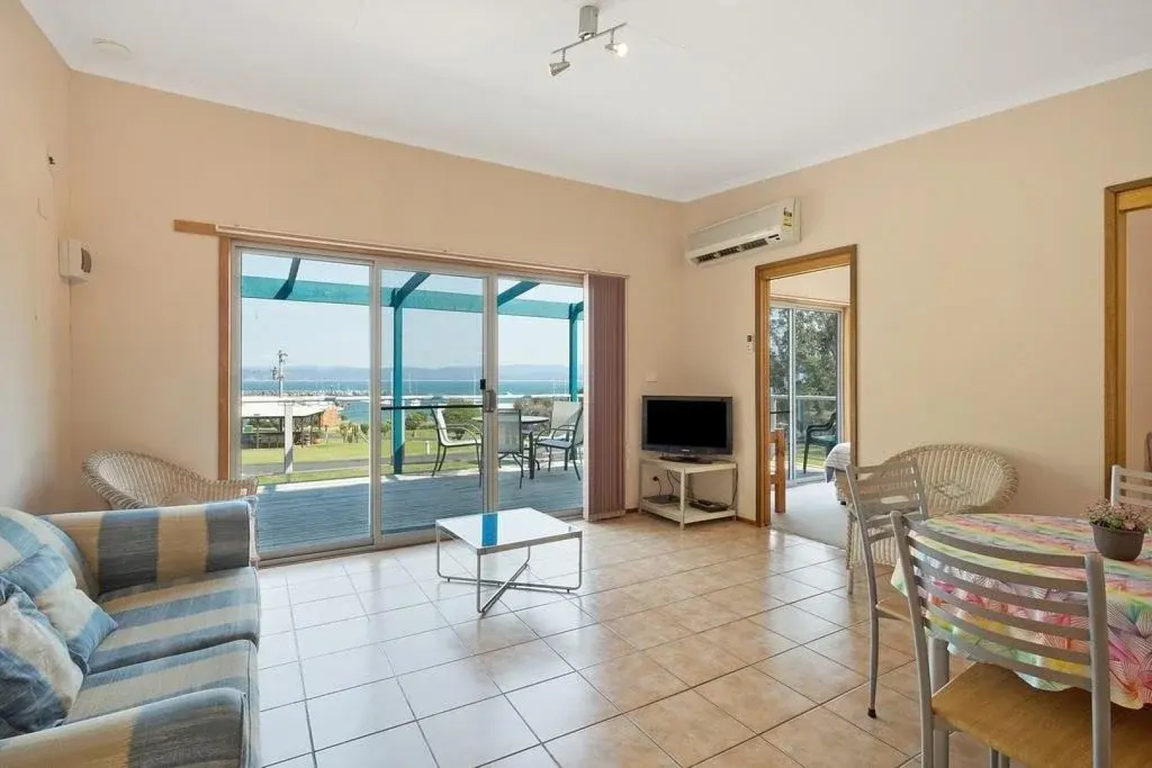 Quarantine Bay Beach Cottages